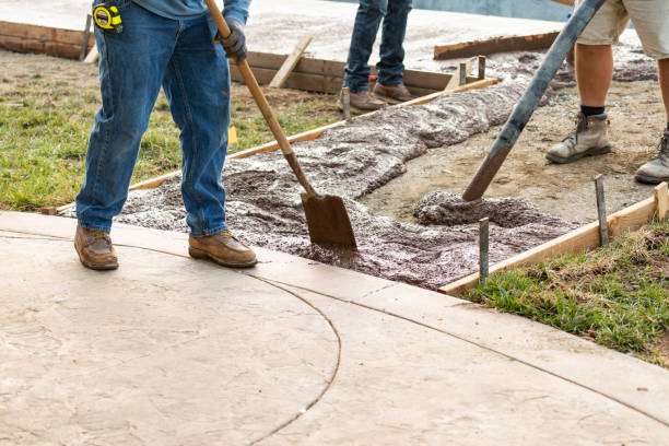 Best Concrete Sidewalk Installation  in Elkton, VA